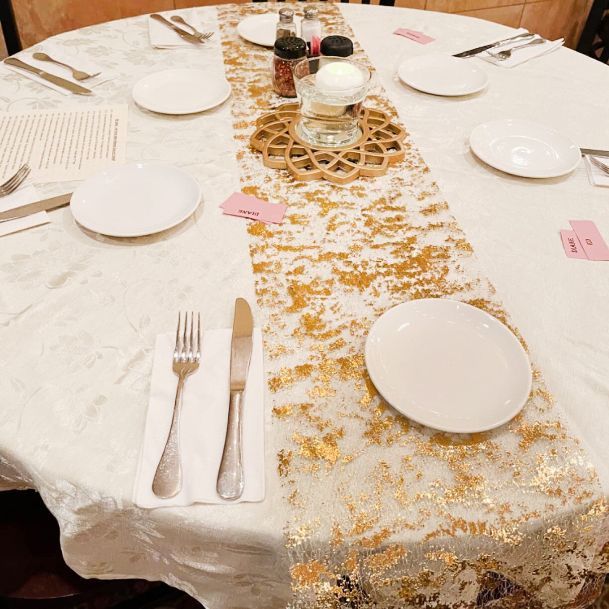 Sparkle Metallic Gold Thin Tab - Christmas Table Runner บทวิจารณ์และราคา