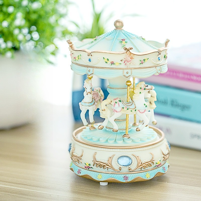 Handmade Resin Carousel Music  - Snow Globe Musical บทวิจารณ์และราคา